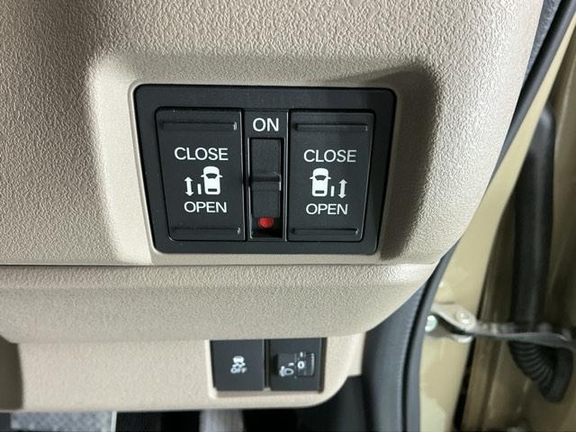 N-BOXジョイ ベースグレード ドラレコ ナビ Rカメラ ブルートゥース 踏み間違い防止装置 Bカメラ 全周囲カメラ 横滑り防止機能 LEDランプ 点検記録簿 クルーズコントロール パワーウィンドウ 前席シートヒーター スマートキー(28枚目)