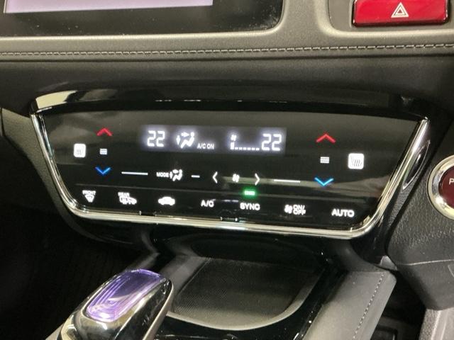 ヴェゼル ハイブリッドZ ナビ Rカメラ ブルートゥース フルセグ スマキー LEDランプ ETC付 整備記録簿 シ-トヒ-タ- サイドカーテンエアバック 運転席助手席エアバッグ VSA パワーステアリング フルオートエアコン(14枚目)