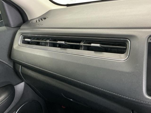 ヴェゼル ハイブリッドZ ナビ Rカメラ ブルートゥース フルセグ スマキー LEDランプ ETC付 整備記録簿 シ-トヒ-タ- サイドカーテンエアバック 運転席助手席エアバッグ VSA パワーステアリング フルオートエアコン(57枚目)