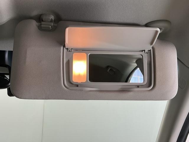 ヴェゼル ハイブリッドZ ナビ Rカメラ ブルートゥース フルセグ スマキー LEDランプ ETC付 整備記録簿 シ-トヒ-タ- サイドカーテンエアバック 運転席助手席エアバッグ VSA パワーステアリング フルオートエアコン(59枚目)