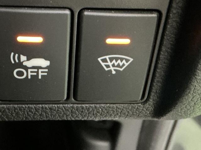 ヴェゼル ハイブリッドZ ナビ Rカメラ ブルートゥース フルセグ スマキー LEDランプ ETC付 整備記録簿 シ-トヒ-タ- サイドカーテンエアバック 運転席助手席エアバッグ VSA パワーステアリング フルオートエアコン(69枚目)