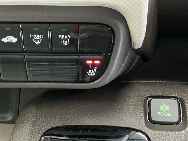 冬季はエンジンが温まるまで寒い！けどシートヒーター付きで数秒で温まるので快適に過ごせます