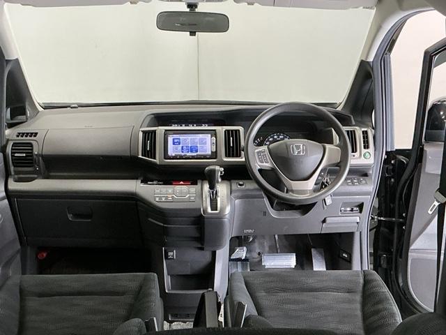 ステップワゴン GEセレクション ナビ Rカメラ ブルートゥース ワンセグTV 横滑防止装置 デュアルエアバッグ 三列シート キーレスエントリーキー ETC車載器 PW PS 盗難防止装置 記録簿 AAC リアカメラ 運転席エアバック(2枚目)