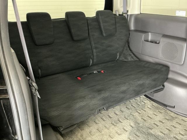 ステップワゴン GEセレクション ナビ Rカメラ ブルートゥース ワンセグTV 横滑防止装置 デュアルエアバッグ 三列シート キーレスエントリーキー ETC車載器 PW PS 盗難防止装置 記録簿 AAC リアカメラ 運転席エアバック(18枚目)