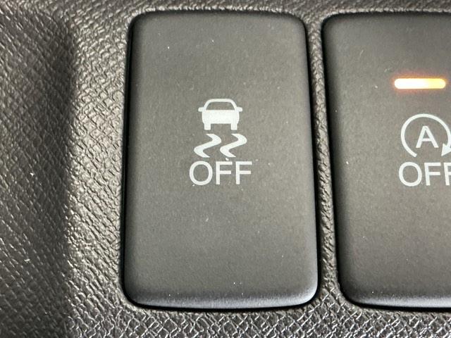 ステップワゴン GEセレクション ナビ Rカメラ ブルートゥース ワンセグTV 横滑防止装置 デュアルエアバッグ 三列シート キーレスエントリーキー ETC車載器 PW PS 盗難防止装置 記録簿 AAC リアカメラ 運転席エアバック(21枚目)