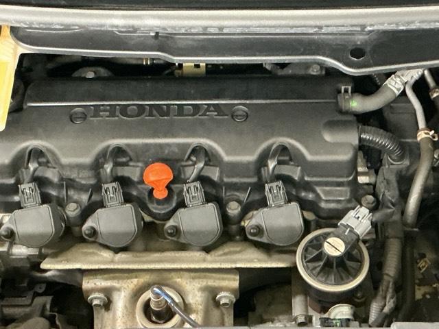 ステップワゴン GEセレクション ナビ Rカメラ ブルートゥース ワンセグTV 横滑防止装置 デュアルエアバッグ 三列シート キーレスエントリーキー ETC車載器 PW PS 盗難防止装置 記録簿 AAC リアカメラ 運転席エアバック(59枚目)