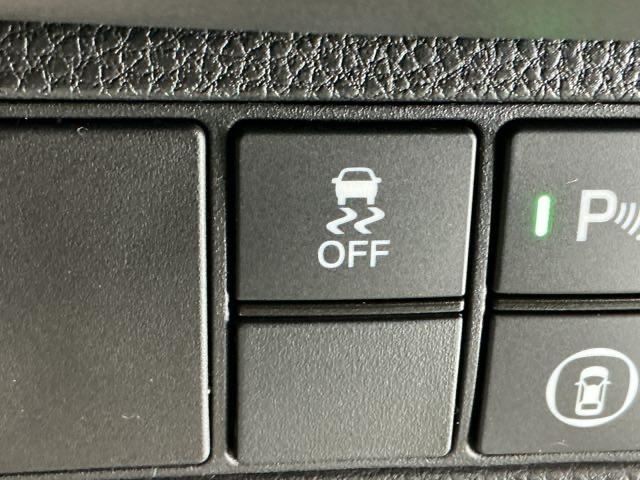 ヴェゼル ｅ：ＨＥＶＸ　ドラレコ　ナビ　Ｒカメラ　ブルートゥース　前後障害物センサー　ＡＡＣ　イモビライザー　スマ－トキ－　誤発進抑制　ＰＷ　リアカメラ　クルコン　ＥＳＣ　ＥＴＣ装備　キーフリー　ＬＥＤヘッドランプ　ＡＢＳ（27枚目）