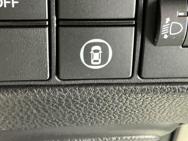 ヴェゼル ｅ：ＨＥＶＸ　ドラレコ　ナビ　Ｒカメラ　ブルートゥース　前後障害物センサー　ＡＡＣ　イモビライザー　スマ－トキ－　誤発進抑制　ＰＷ　リアカメラ　クルコン　ＥＳＣ　ＥＴＣ装備　キーフリー　ＬＥＤヘッドランプ　ＡＢＳ（52枚目）