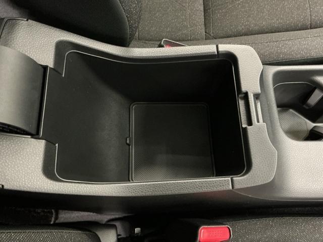 ヴェゼル ｅ：ＨＥＶＸ　ドラレコ　ナビ　Ｒカメラ　ブルートゥース　前後障害物センサー　ＡＡＣ　イモビライザー　スマ－トキ－　誤発進抑制　ＰＷ　リアカメラ　クルコン　ＥＳＣ　ＥＴＣ装備　キーフリー　ＬＥＤヘッドランプ　ＡＢＳ（58枚目）