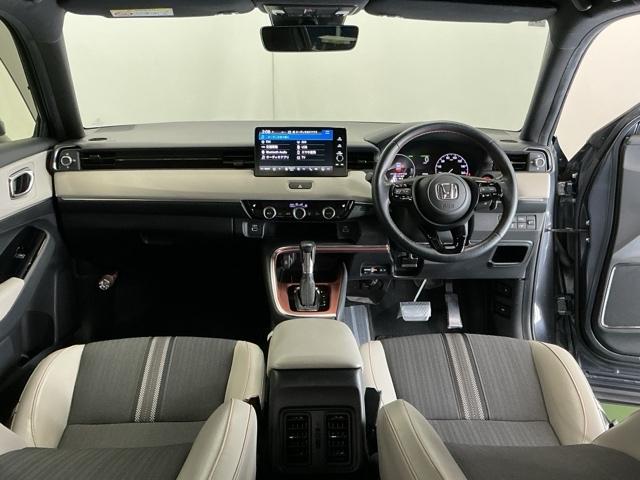 ヴェゼル ｅ：ＨＥＶＰＬａＹ　ナビ　Ｒカメラ　ブルートゥース　フルセグＴＶ　衝突被害軽減ブレーキ　カーテンエアバッグ　盗難防止装置　アイドルストップ　Ｐセンサー　ＡＢＳ　ＥＳＣ　フルオートエアコン　リアカメラ　シートヒータ　ＥＴＣ（2枚目）