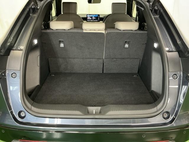 ヴェゼル ｅ：ＨＥＶＰＬａＹ　ナビ　Ｒカメラ　ブルートゥース　フルセグＴＶ　衝突被害軽減ブレーキ　カーテンエアバッグ　盗難防止装置　アイドルストップ　Ｐセンサー　ＡＢＳ　ＥＳＣ　フルオートエアコン　リアカメラ　シートヒータ　ＥＴＣ（30枚目）