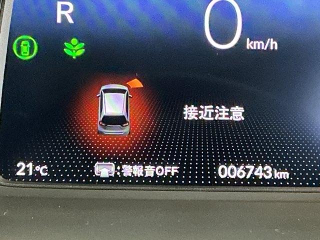 フィット ホーム　ドラレコ　ディスプレイオーディオ　ブルートゥース　記録簿　衝突軽減　リアカメラ　ソナー　ＵＳＢ接続　ＡＡＣ　横滑り防止機能　サイドエアバック　オートライト　ＬＥＤライト　クルーズコントロール　スマキー（20枚目）