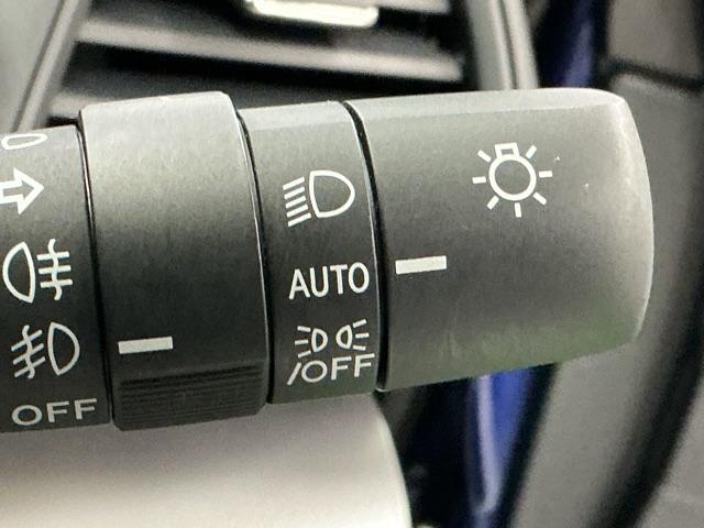 オートライトコントロールはライトのつけ忘れや消し忘れを防止。無灯火走行による事故を未然に防げます