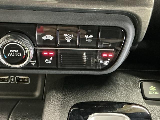 Ｎ－ＷＧＮカスタム Ｌ・ターボ　ナビ　Ｒカメラ　ブルートゥース　アルミホイール　衝突被害軽減装置　ＬＥＤランプ　クリアランスソナー　Ｂカメ　サイドエアバック　前席シートヒーター　イモビ　スマートキー・プッシュスタート　キーフリー（13枚目）