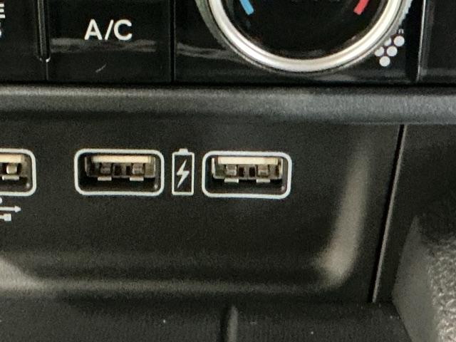 Ｎ－ＷＧＮカスタム Ｌ・ターボ　ナビ　Ｒカメラ　ブルートゥース　アルミホイール　衝突被害軽減装置　ＬＥＤランプ　クリアランスソナー　Ｂカメ　サイドエアバック　前席シートヒーター　イモビ　スマートキー・プッシュスタート　キーフリー（19枚目）