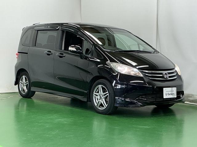 フリード Ｇエアロ　ナビ　Ｒカメラ　ブルートゥース　ＴＶ　助手席エアバッグ　地デジテレビ　キーレスエントリ　エアバック　パワーステアリング　記録簿付き　エアコン　ＥＴＣ付き　ＤＶＤ　ＡＢＳ　パワーウィンドウ（7枚目）