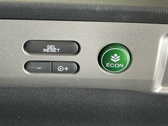 フリード Ｇエアロ　ナビ　Ｒカメラ　ブルートゥース　ＴＶ　助手席エアバッグ　地デジテレビ　キーレスエントリ　エアバック　パワーステアリング　記録簿付き　エアコン　ＥＴＣ付き　ＤＶＤ　ＡＢＳ　パワーウィンドウ（22枚目）