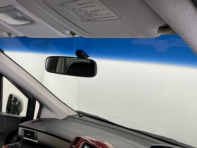 フリード Ｇエアロ　ナビ　Ｒカメラ　ブルートゥース　ＴＶ　助手席エアバッグ　地デジテレビ　キーレスエントリ　エアバック　パワーステアリング　記録簿付き　エアコン　ＥＴＣ付き　ＤＶＤ　ＡＢＳ　パワーウィンドウ（23枚目）