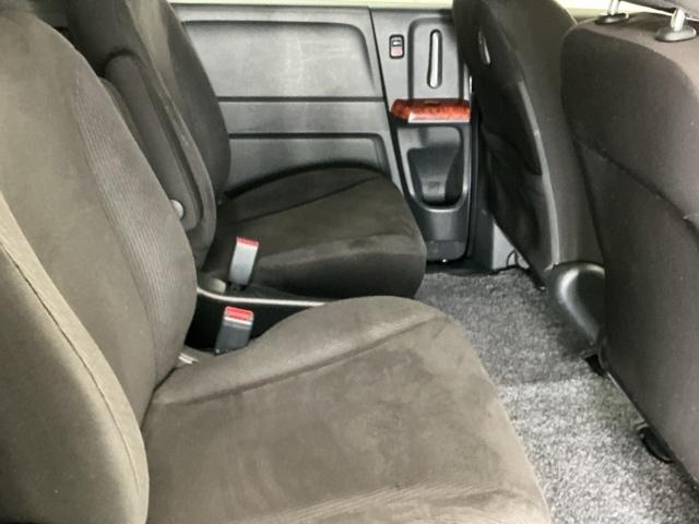 フリード Ｇエアロ　ナビ　Ｒカメラ　ブルートゥース　ＴＶ　助手席エアバッグ　地デジテレビ　キーレスエントリ　エアバック　パワーステアリング　記録簿付き　エアコン　ＥＴＣ付き　ＤＶＤ　ＡＢＳ　パワーウィンドウ（43枚目）