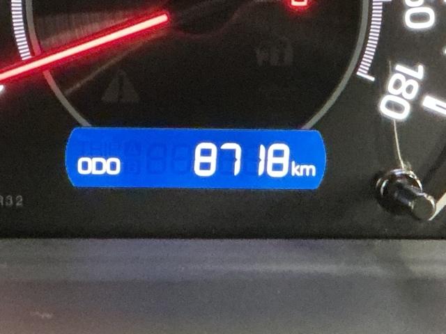 ヴォクシー ＺＳ煌ＩＩＩ　ドラレコ　ナビ　Ｒカメラ　後席モニター　コーナーセンサ　プリクラッシュ　スマートキ　アイスト　ＤＶＤ再生機能　記録簿付き　横滑り防止装置　三列シート　盗難防止　オートエアコン　キーレス　ＥＴＣ装備（32枚目）