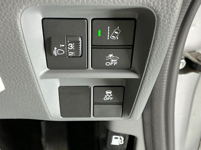 Ｎ－ＶＡＮ Ｇ・ホンダセンシング　ドラレコ　路外逸脱抑制機能　横滑り抑制　ＡＢＳ　前後誤発進抑制機能　定期点検記録簿　ダブルエアバック　パワーウインド　盗難防止システム　キーレスキー　パワステ　フルオートエアコン　クルーズコントロール（22枚目）