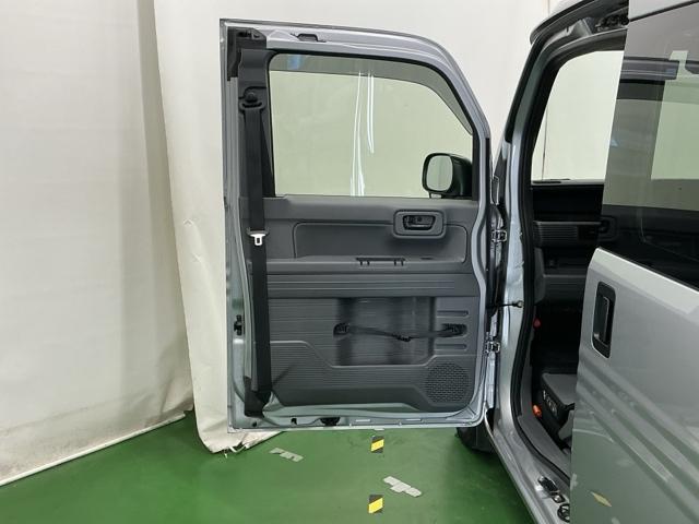 Ｎ－ＶＡＮ Ｇ・ホンダセンシング　ドラレコ　路外逸脱抑制機能　横滑り抑制　ＡＢＳ　前後誤発進抑制機能　定期点検記録簿　ダブルエアバック　パワーウインド　盗難防止システム　キーレスキー　パワステ　フルオートエアコン　クルーズコントロール（43枚目）