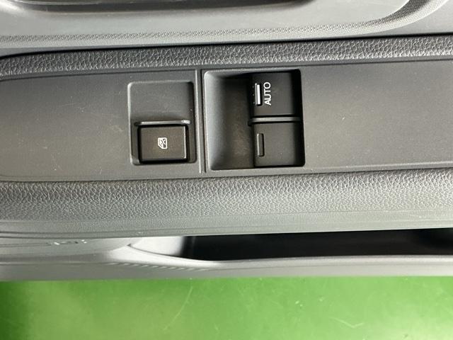 Ｎ－ＶＡＮ Ｇ・ホンダセンシング　ドラレコ　路外逸脱抑制機能　横滑り抑制　ＡＢＳ　前後誤発進抑制機能　定期点検記録簿　ダブルエアバック　パワーウインド　盗難防止システム　キーレスキー　パワステ　フルオートエアコン　クルーズコントロール（57枚目）