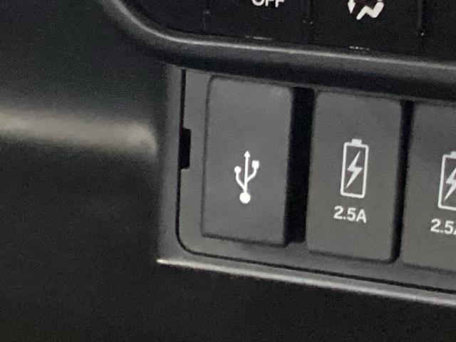 Ｎ－ＢＯＸカスタム Ｌスタイル＋ブラック　ドラレコ　ナビ　Ｒカメラ　ブルートゥース　衝突軽減ブレ－キ　パーキングセンサー　ＤＶＤ再生　横滑り防止　シ－トヒ－タ－　クルーズコントロール　ＬＥＤライト　地デジ　イモビライザー　スマキー　ＡＢＳ（19枚目）