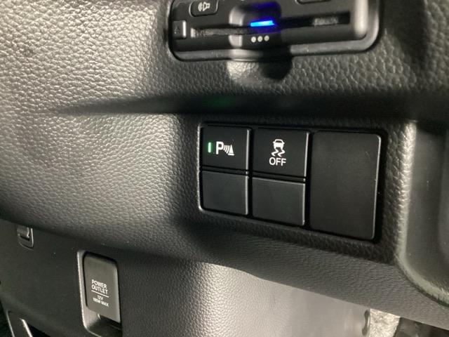 Ｎ－ＢＯＸカスタム Ｌスタイル＋ブラック　ドラレコ　ナビ　Ｒカメラ　ブルートゥース　衝突軽減ブレ－キ　パーキングセンサー　ＤＶＤ再生　横滑り防止　シ－トヒ－タ－　クルーズコントロール　ＬＥＤライト　地デジ　イモビライザー　スマキー　ＡＢＳ（52枚目）