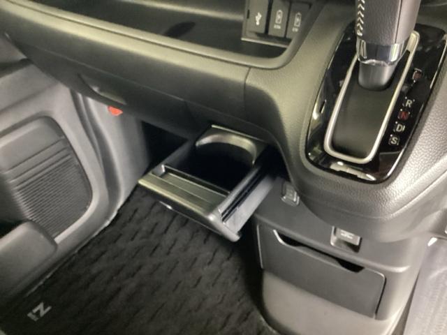 Ｎ－ＢＯＸカスタム Ｌスタイル＋ブラック　ドラレコ　ナビ　Ｒカメラ　ブルートゥース　衝突軽減ブレ－キ　パーキングセンサー　ＤＶＤ再生　横滑り防止　シ－トヒ－タ－　クルーズコントロール　ＬＥＤライト　地デジ　イモビライザー　スマキー　ＡＢＳ（54枚目）