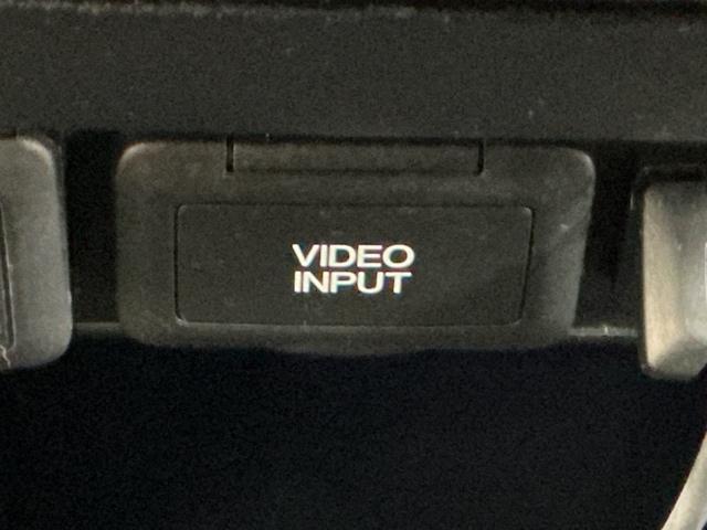 ステップワゴンスパーダ Ｚクールスピリット　ナビ　Ｒカメラ　後席モニター　ＤＶＤ　ＴＶ　キーフリー　横滑防止　記録簿付き　フルオートエアコン　パワーウインドウ　三列シート　運転席エアバック　パワステ　ワンセグ　ＡＢＳ　ＥＴＣ　スマートキ（46枚目）