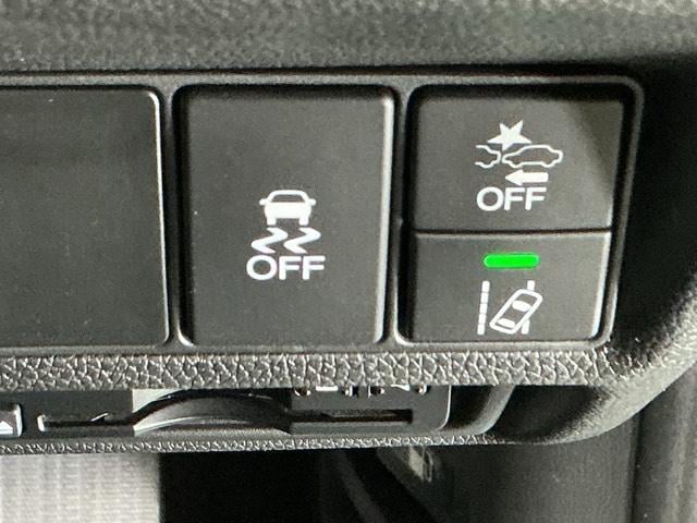 ステップワゴンスパーダ スパーダホンダセンシング　ドラレコ　ナビ　Ｒカメラ　後席モニター　盗難防止　助手席エアバッグ　Ｗパワスラ　記録簿有　地デジ　ＬＥＤライト　横滑り防止システム　オートエアコン　リアカメラ　ドライブレコーダー装着車　ＵＳＢ　スマ鍵（27枚目）