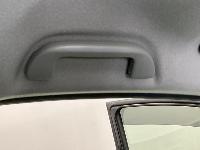 ステップワゴンスパーダ スパーダホンダセンシング　ドラレコ　ナビ　Ｒカメラ　後席モニター　盗難防止　助手席エアバッグ　Ｗパワスラ　記録簿有　地デジ　ＬＥＤライト　横滑り防止システム　オートエアコン　リアカメラ　ドライブレコーダー装着車　ＵＳＢ　スマ鍵（64枚目）