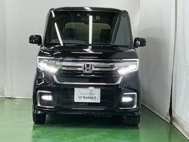 N-BOXカスタム L ドラレコ ナビ Rカメラ ブルートゥース Pソナー サイドエアバッグ Aストップ シートヒータ ベンチシート 点検記録簿 キーフリーシステム LEDライト リアカメ クルーズコントロール AC ETC(6枚目)