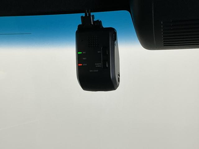 N-BOXカスタム L ドラレコ ナビ Rカメラ ブルートゥース Pソナー サイドエアバッグ Aストップ シートヒータ ベンチシート 点検記録簿 キーフリーシステム LEDライト リアカメ クルーズコントロール AC ETC(13枚目)