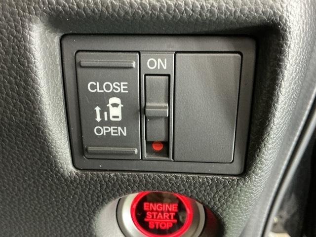 N-BOXカスタム L ドラレコ ナビ Rカメラ ブルートゥース Pソナー サイドエアバッグ Aストップ シートヒータ ベンチシート 点検記録簿 キーフリーシステム LEDライト リアカメ クルーズコントロール AC ETC(27枚目)