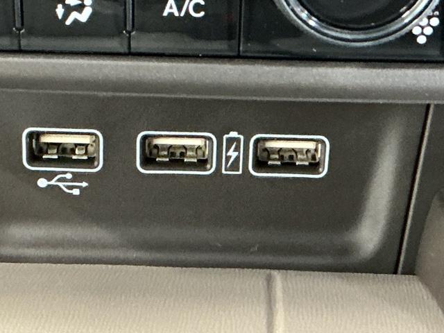 N-WGN Lホンダセンシング ナビ Rカメラ ブルートゥース ETC Bモニタ 誤発進抑制 シートヒータ オートライト 横滑り防止機能 USBポート パーキングセンサー セキュリティアラーム キーフリー スマートキー 記録簿(20枚目)