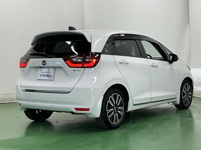 フィット e:HEVリュクス ドラレコ ナビ Rカメラ ブルートゥース 誤発進抑制機能 本革シート リアカメラ ETC付 LED シートヒーター クルーズコントロール セキュリティアラーム ドライブレコーダー DVD VSA(8枚目)