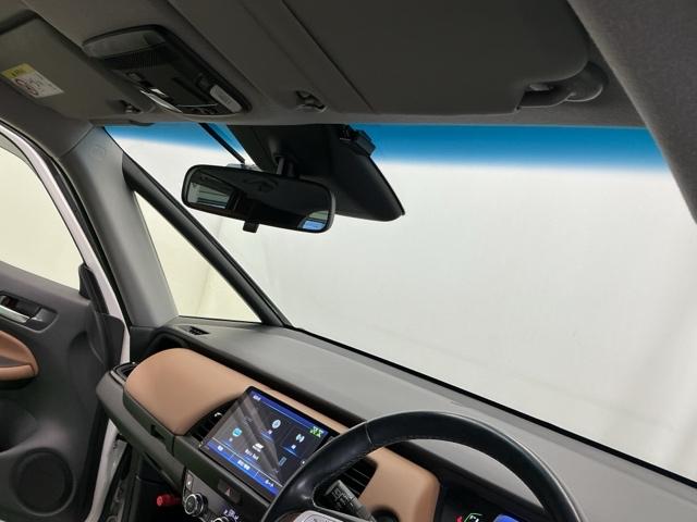 フィット e:HEVリュクス ドラレコ ナビ Rカメラ ブルートゥース 誤発進抑制機能 本革シート リアカメラ ETC付 LED シートヒーター クルーズコントロール セキュリティアラーム ドライブレコーダー DVD VSA(30枚目)