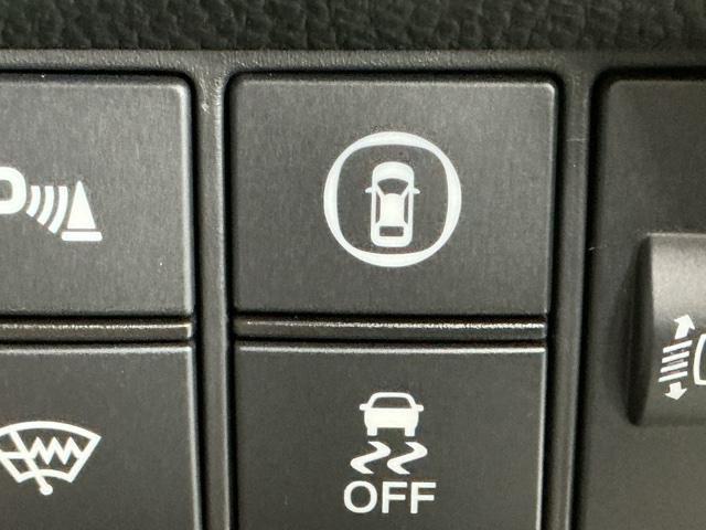 フィット e:HEVリュクス ドラレコ ナビ Rカメラ ブルートゥース 誤発進抑制機能 本革シート リアカメラ ETC付 LED シートヒーター クルーズコントロール セキュリティアラーム ドライブレコーダー DVD VSA(62枚目)