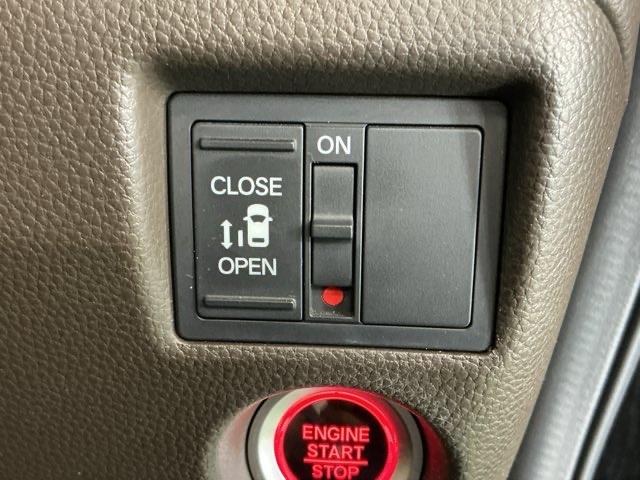 N-BOX L ドラレコ ナビ Rカメラ ブルートゥース 衝突回避支援ブレーキ I-STOP クリソナ PW パワステ Sヒーター スマ-トキ- Bカメ 地デジTV 横滑り防止 ETC車載器 整備記録簿 LEDライト(27枚目)