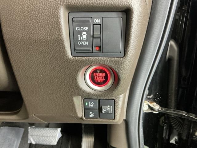 N-BOX L ドラレコ ナビ Rカメラ ブルートゥース 衝突回避支援ブレーキ I-STOP クリソナ PW パワステ Sヒーター スマ-トキ- Bカメ 地デジTV 横滑り防止 ETC車載器 整備記録簿 LEDライト(31枚目)