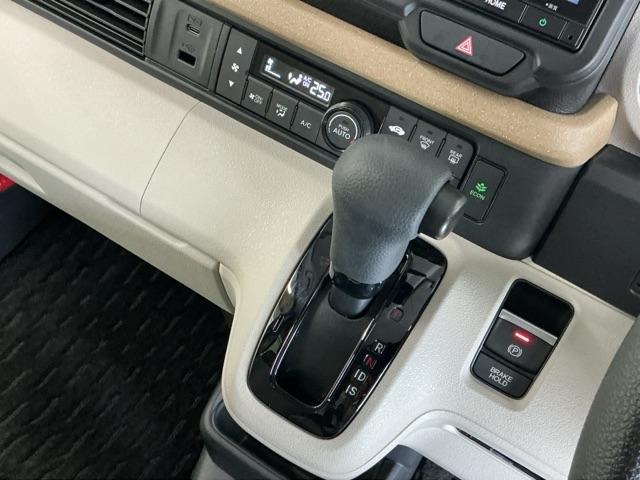 Ｎ－ＢＯＸ ベースグレード　ドラレコ　ナビ　Ｒカメラ　ブルートゥース　衝突軽減システム　スマートキ－　カーテンエアバック　イモビライザー　ＥＣＯモード　横滑り防止　オートクルーズ　ＬＥＤヘッドライト　キーフリー　地デジ　ＡＢＳ（19枚目）