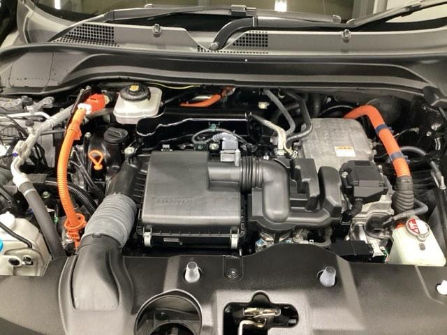 ヴェゼル ｅ：ＨＥＶＺ　ドラレコ　ナビ　Ｒカメラ　ブルートゥース　衝突回避支援ブレーキ機能　スマキ　Ｐトランク　フルオートエアコン　Ｄレコ　エアバッグ　両席エアバック　記録簿付　パワーウィンドウ　ＬＥＤランプ　ソナー　ＵＳＢ（33枚目）