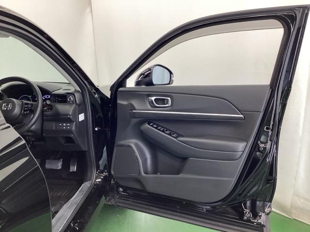 ヴェゼル ｅ：ＨＥＶＺ　ドラレコ　ナビ　Ｒカメラ　ブルートゥース　衝突回避支援ブレーキ機能　スマキ　Ｐトランク　フルオートエアコン　Ｄレコ　エアバッグ　両席エアバック　記録簿付　パワーウィンドウ　ＬＥＤランプ　ソナー　ＵＳＢ（58枚目）