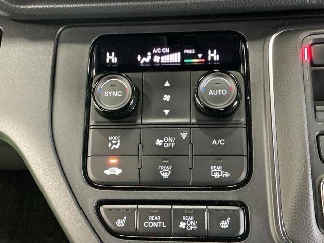 ステップワゴン e:HEVスパーダ 16インチアルミホイール LEDヘッドライト フルオートエアコン ESC シートヒータ キーフリー LEDヘッドランプ イモビ ABS スマートキ USBポート クルーズコントロール ECOモード(13枚目)