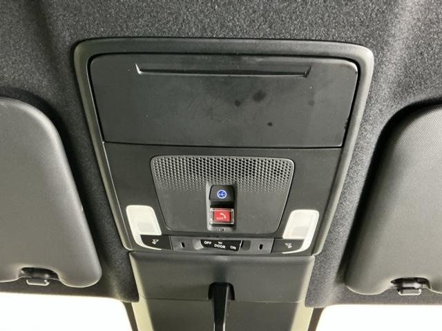 ステップワゴン e:HEVスパーダ 16インチアルミホイール LEDヘッドライト フルオートエアコン ESC シートヒータ キーフリー LEDヘッドランプ イモビ ABS スマートキ USBポート クルーズコントロール ECOモード(58枚目)