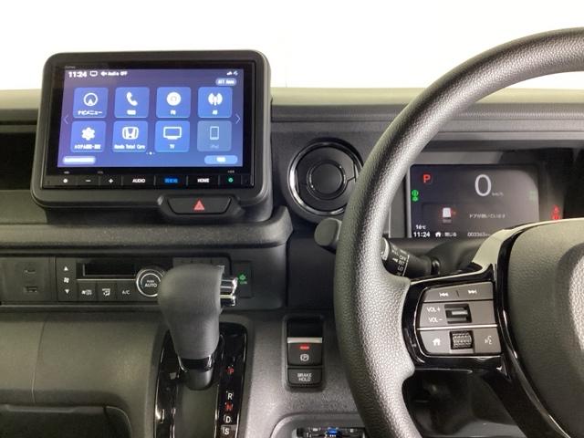 Ｎ－ＢＯＸカスタム ベースグレード　ドラレコ　ナビ　Ｒカメラ　ブルートゥース　ＵＳＢ接続　ＣＭＢＳ　Ｄレコ　ベンチシート　オートエアコン　スマートキ　ＬＥＤ　盗難防止装置　クルコン　ＥＴＣ　バックカメラ　フルセグＴＶ　パワーステアリング（3枚目）