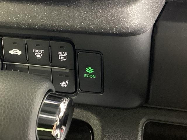 Ｎ－ＢＯＸカスタム ベースグレード　ドラレコ　ナビ　Ｒカメラ　ブルートゥース　ＵＳＢ接続　ＣＭＢＳ　Ｄレコ　ベンチシート　オートエアコン　スマートキ　ＬＥＤ　盗難防止装置　クルコン　ＥＴＣ　バックカメラ　フルセグＴＶ　パワーステアリング（29枚目）