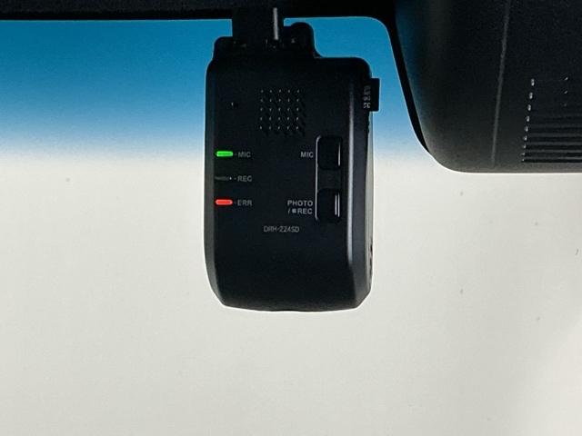 Ｎ－ＢＯＸカスタム Ｌ・スロープ　ドラレコ　ナビ　Ｒカメラ　ブルートゥース　両側電動ドア　キーレス　ＬＥＤ　ＵＳＢ　オートライト　シートヒーター　コーナーセンサー　フルセグ　ＥＴＣ　ＤＶＤ　衝突軽減Ｂ　クルーズコントロール　ＶＳＡ（13枚目）